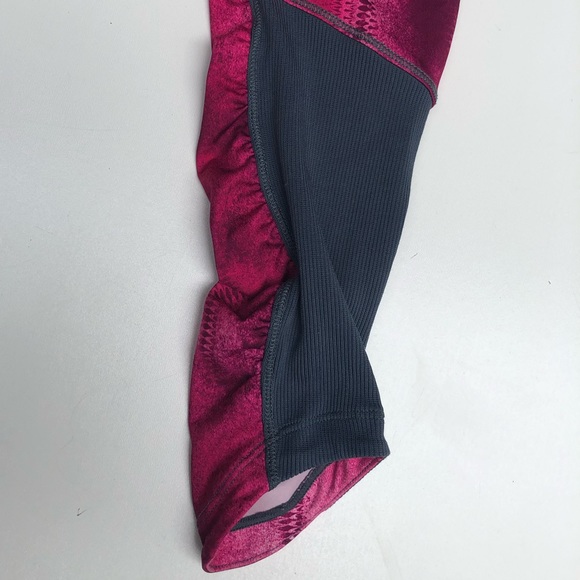 Nike Dri-Fit Pink and Gray Patterned Leggings M - Picture 7 of 7